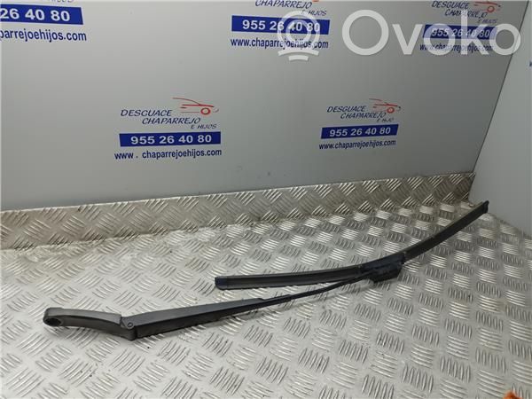 Volkswagen Tiguan Brazo del limpiaparabrisas delantero