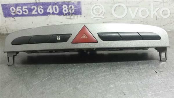 Comutator lumini pericol   9659417177