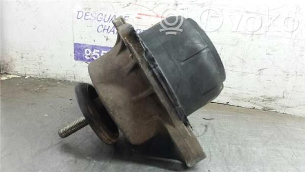 Engine mount bracket