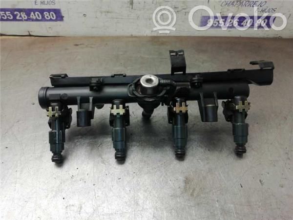 Seat Ibiza I (021A) Rampa inyectora 