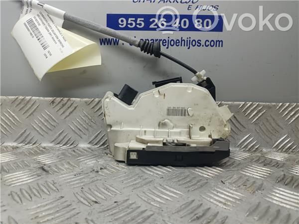 Volkswagen Tiguan Zamek drzwi przednich 