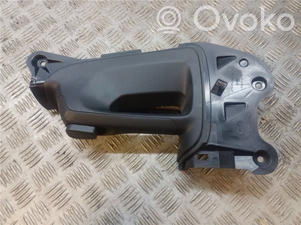 Manecilla interna puerta trasera   AV11R266A63AD