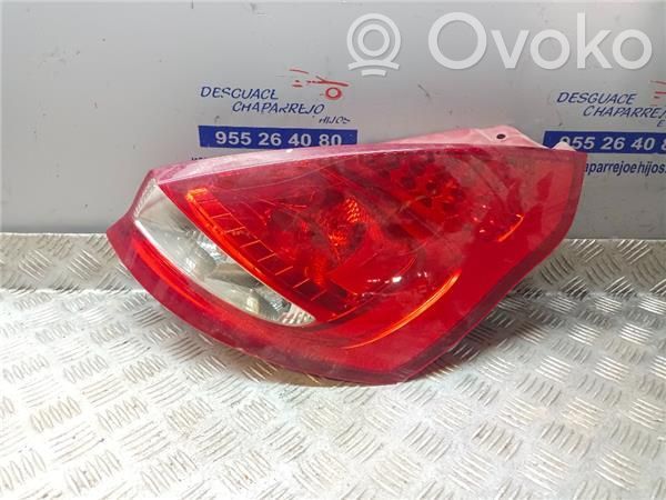 Ford Fiesta Takavalon polttimo 