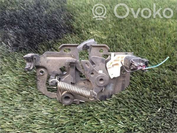 Ford Fiesta Tie down hook / loop 