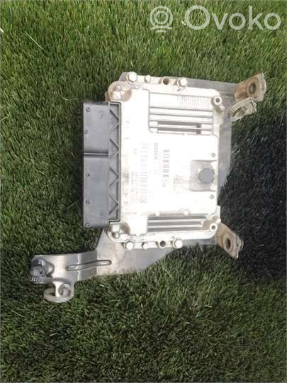 KIA Carens I Unité de commande, module ECU de moteur 