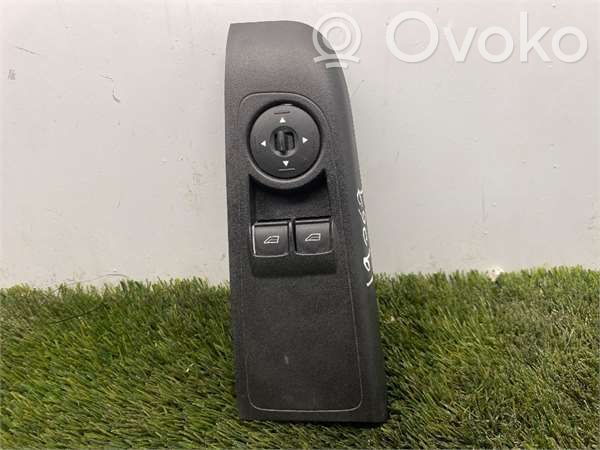 Ford Turneo Courier Interruptor del elevalunas eléctrico 