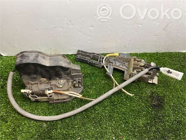 Cerradura de puerta delantera   7167071
