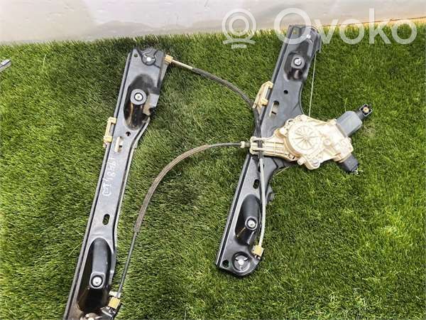 BMW X1 E84 Alzacristalli elettrico della portiera anteriore 