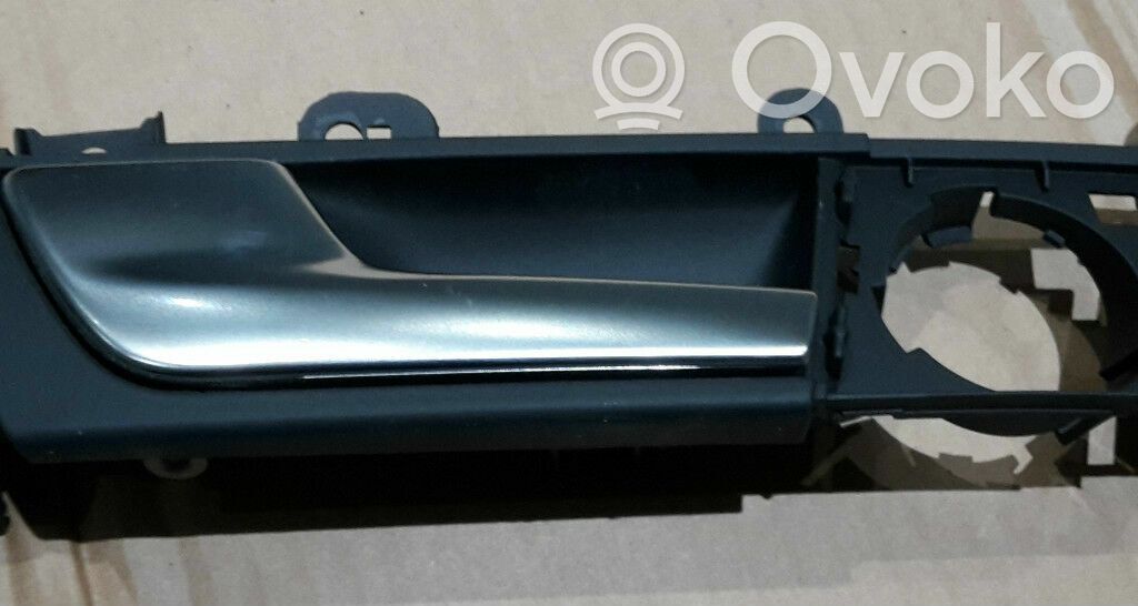 Audi A3 S3 A3 Sportback 8P Manecilla interna puerta trasera 