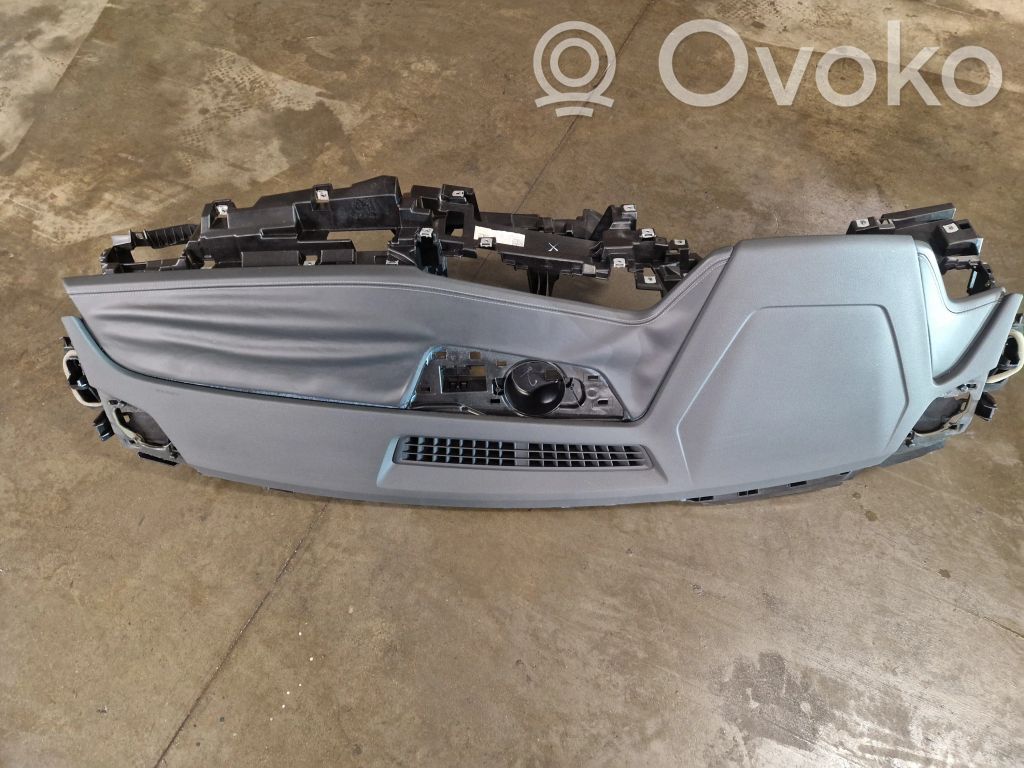 Audi e-tron Panelė 