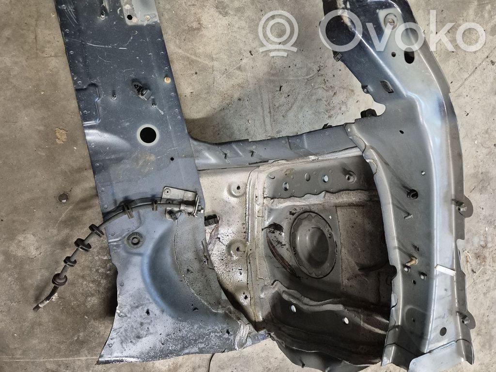 Componente de la parte frontal   95B803357,8R0805677,95B803717Y,95B803103AY,95B803103Y,95B805139AY,95B805139Y