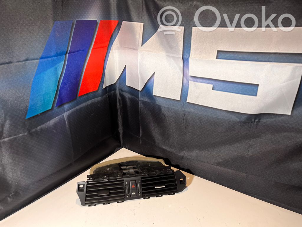 BMW 5 E60 E61 Salono oro latakas (-ai) 