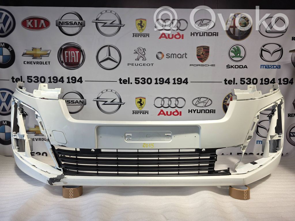 Peugeot Expert Передний бампер 