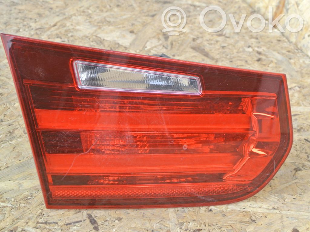BMW 3 F30 F35 F31 Rückleuchte Heckleuchte innen 