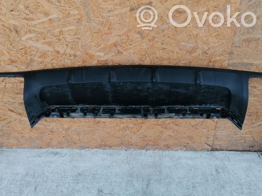 Porsche Cayenne (9Y0 9Y3) Moldura inferior del parachoques trasero 