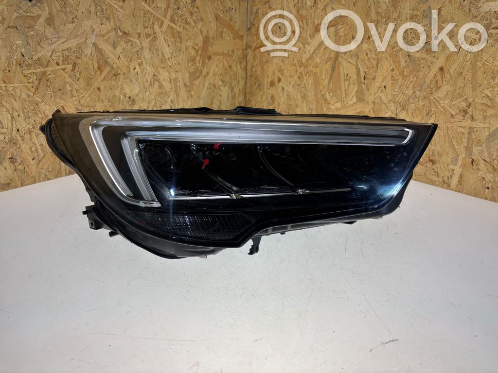 Opel Crossland X Faro/fanale 