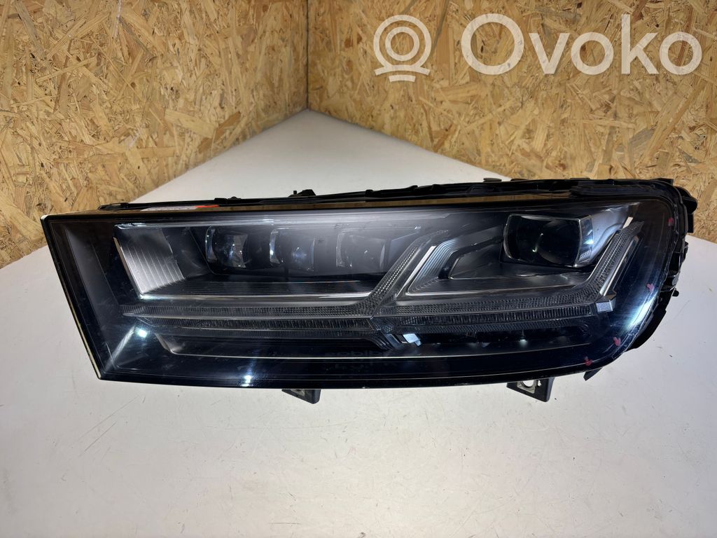 Audi Q7 4M Scheinwerfer 