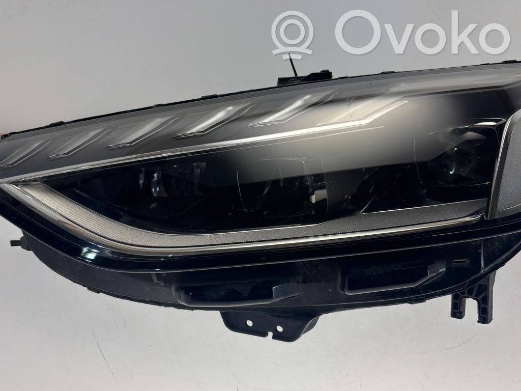 Audi A4 S4 B9 8W Scheinwerfer 