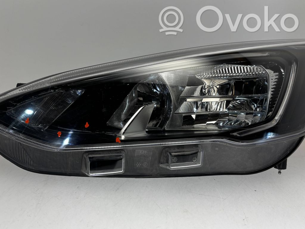 Ford Focus Headlight/headlamp 
