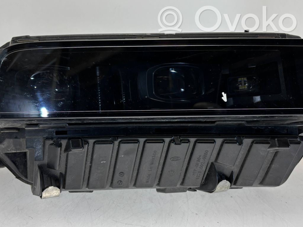 Scheinwerfer   5A8D462,B004519