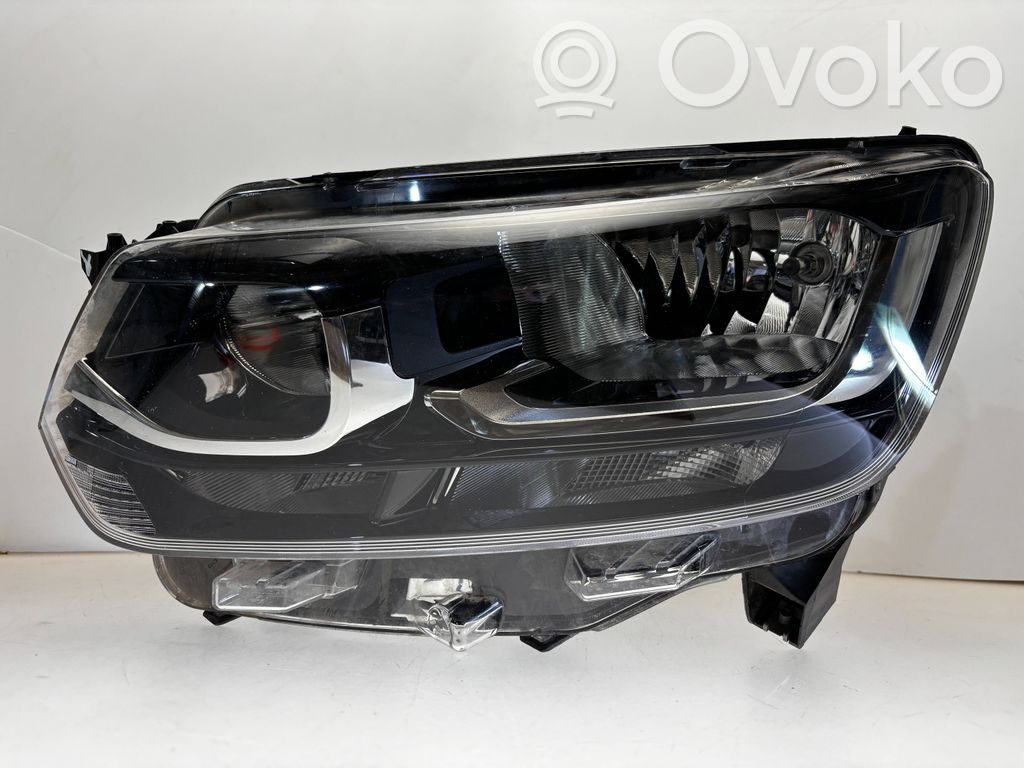 Toyota ProAce City Lampa przednia 