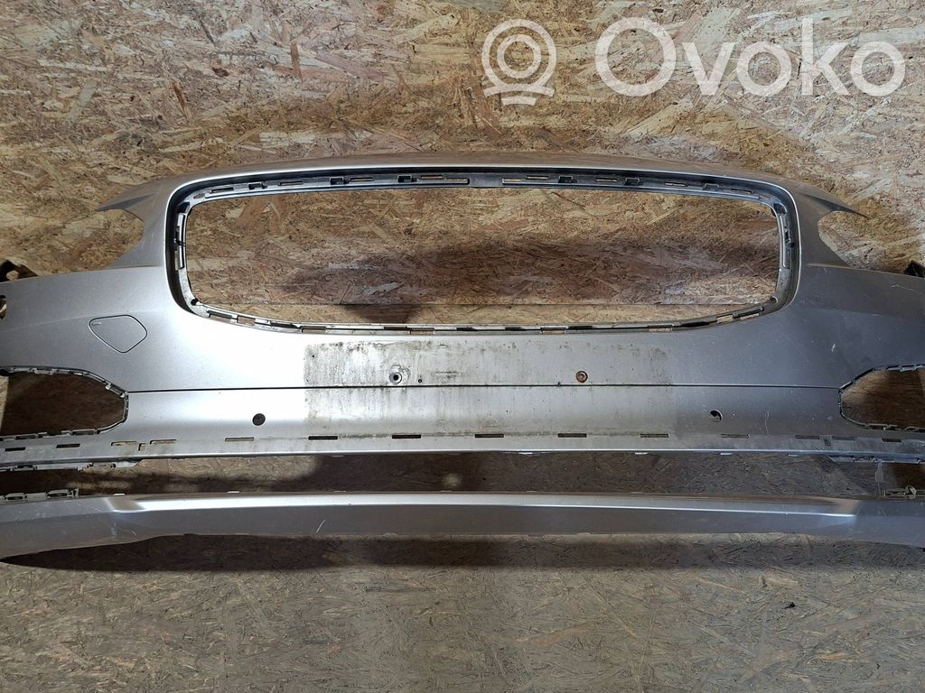 Volvo S90, V90 Bară față 