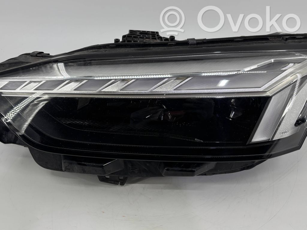 Audi A5 Headlight/headlamp 