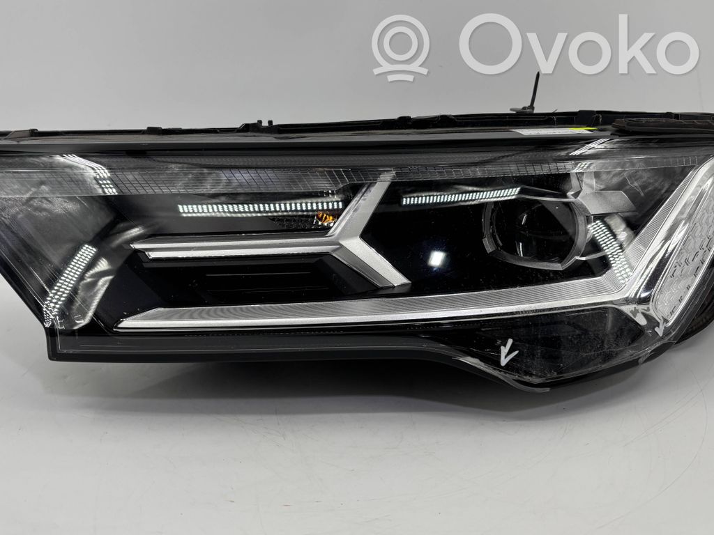 Audi Q7 4M Scheinwerfer 