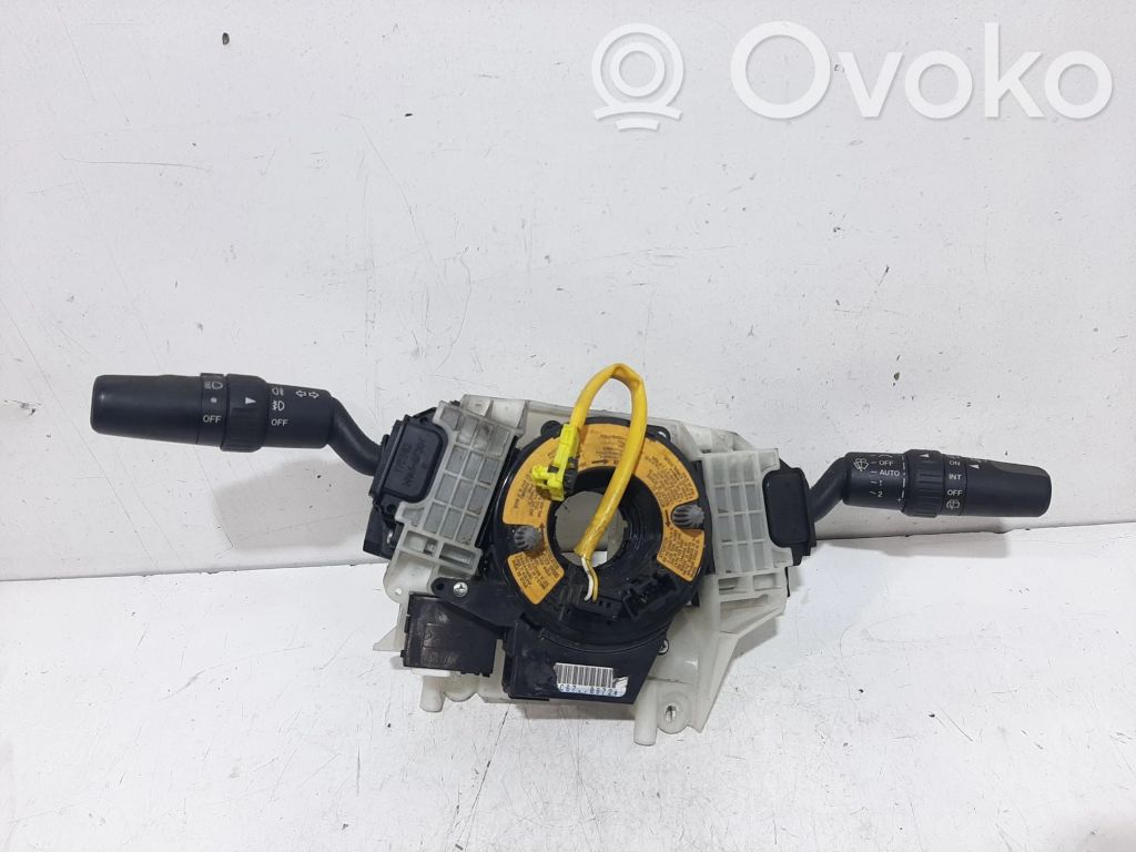 Interruptor de control multifunción   CC68,C23566BC0