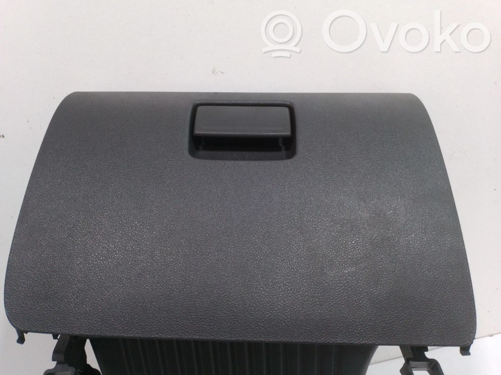 Guantera   4M51A06044