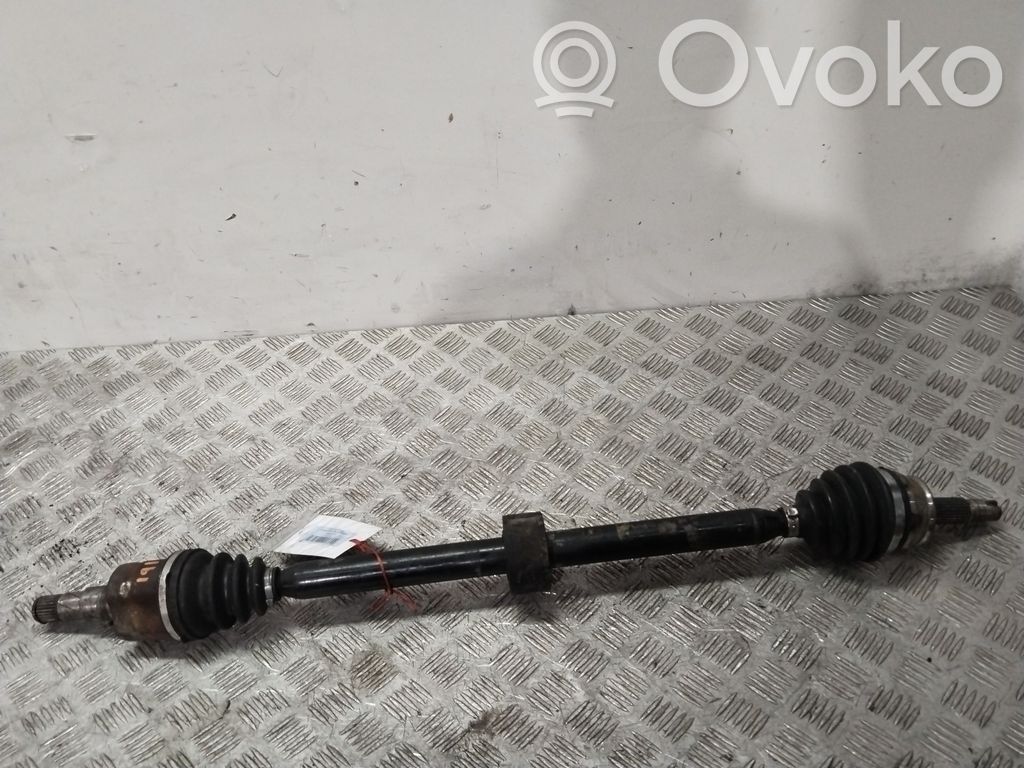 Opel Corsa D Etuvetoakseli