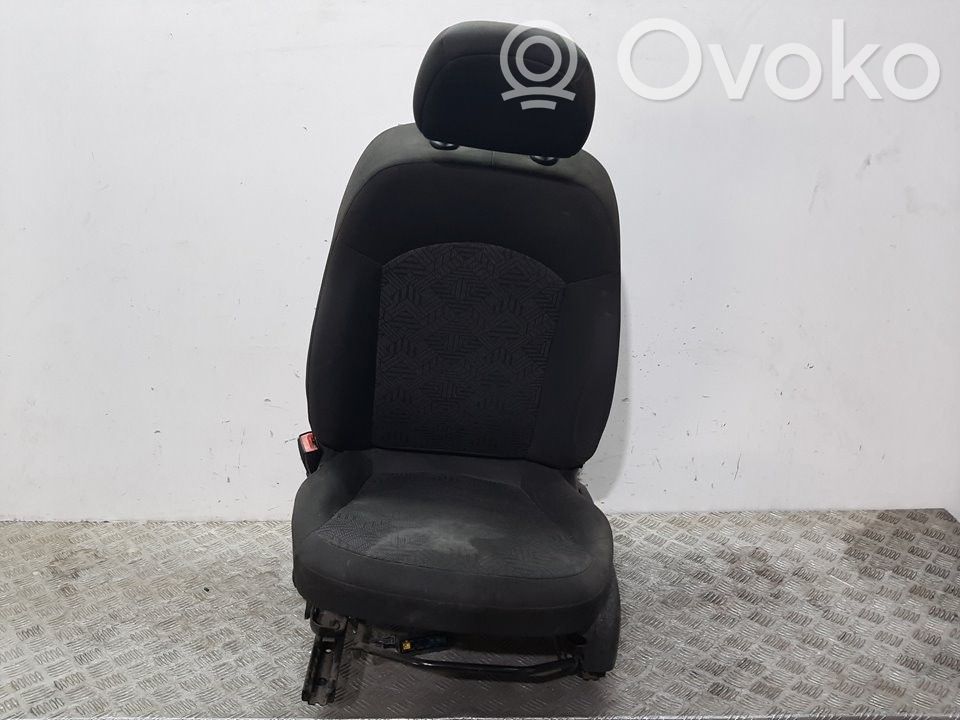 Opel Corsa E Fahrersitz 