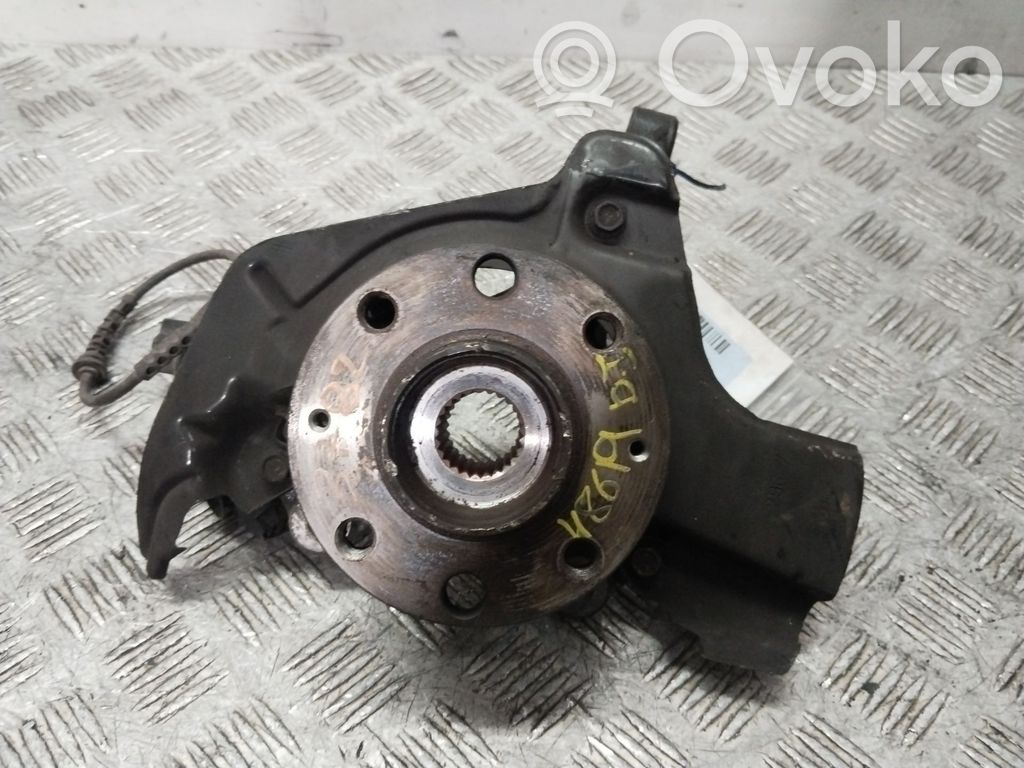 Achsschenkel vorne   A4143300220