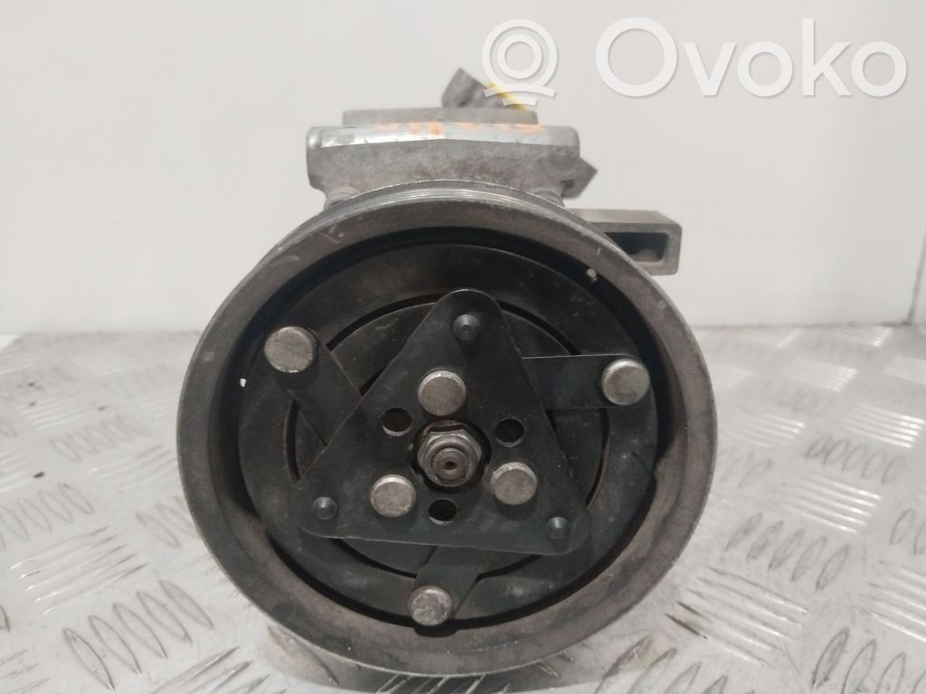 Renault Clio III Compressore aria condizionata (A/C) (pompa)