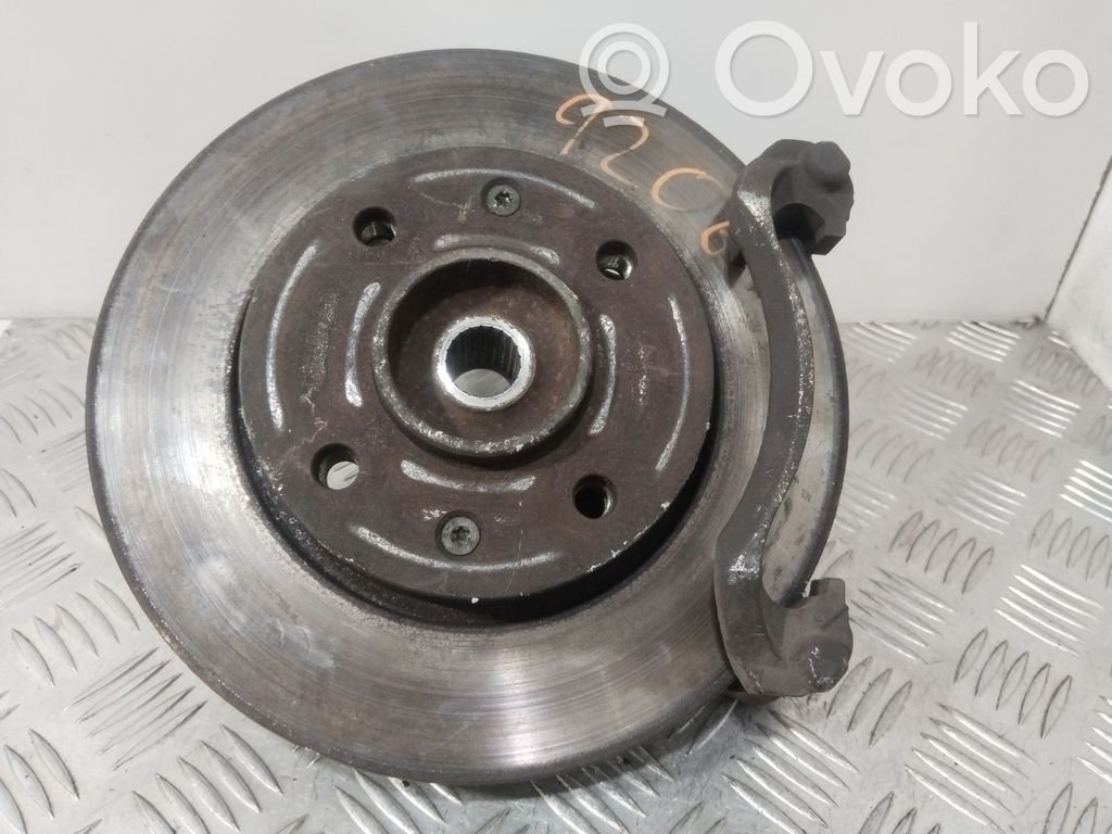 Peugeot 206 Achsschenkel vorne