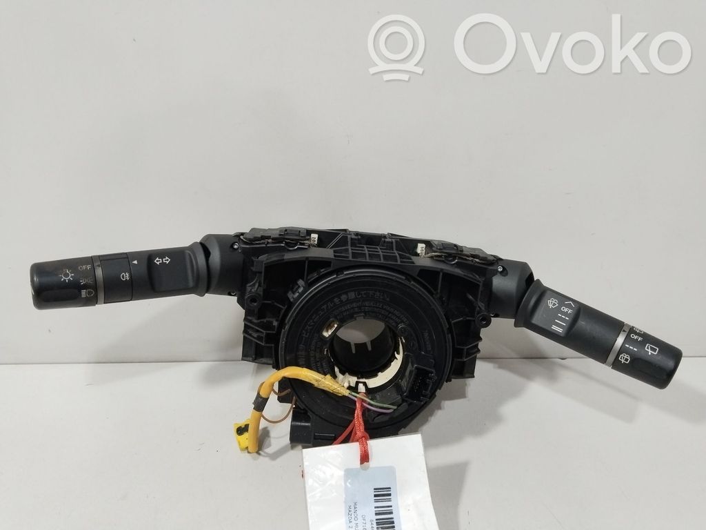 Multifunctional control switch/knob   DF7166120A
