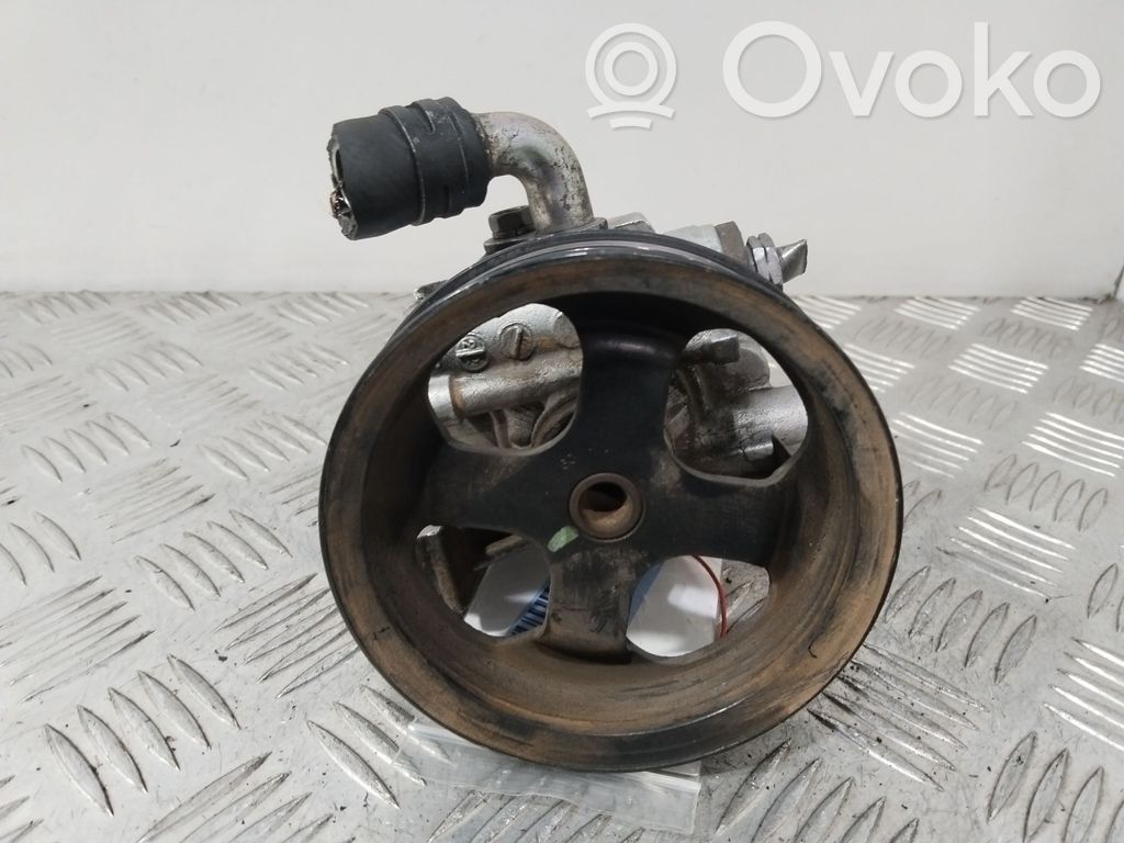 Power steering pump   2T143A696