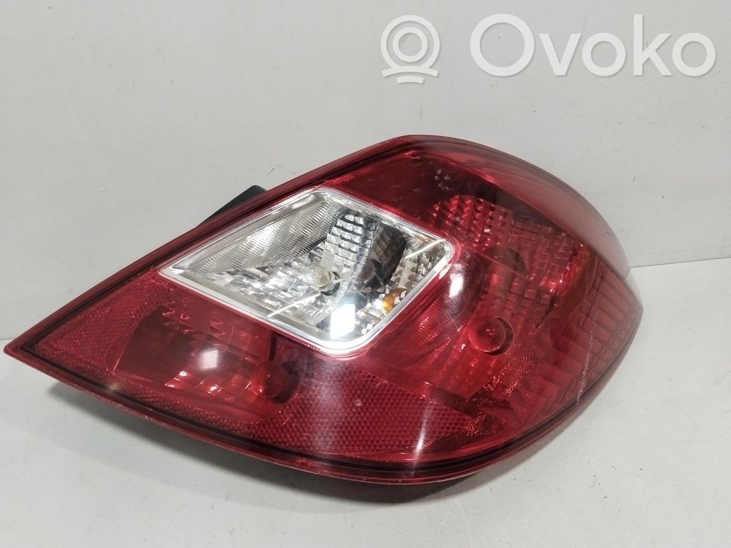 Opel Corsa D Lampa tylna