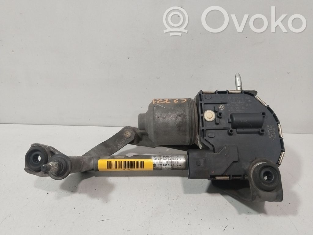 Volkswagen Touran I Motor ștergător 