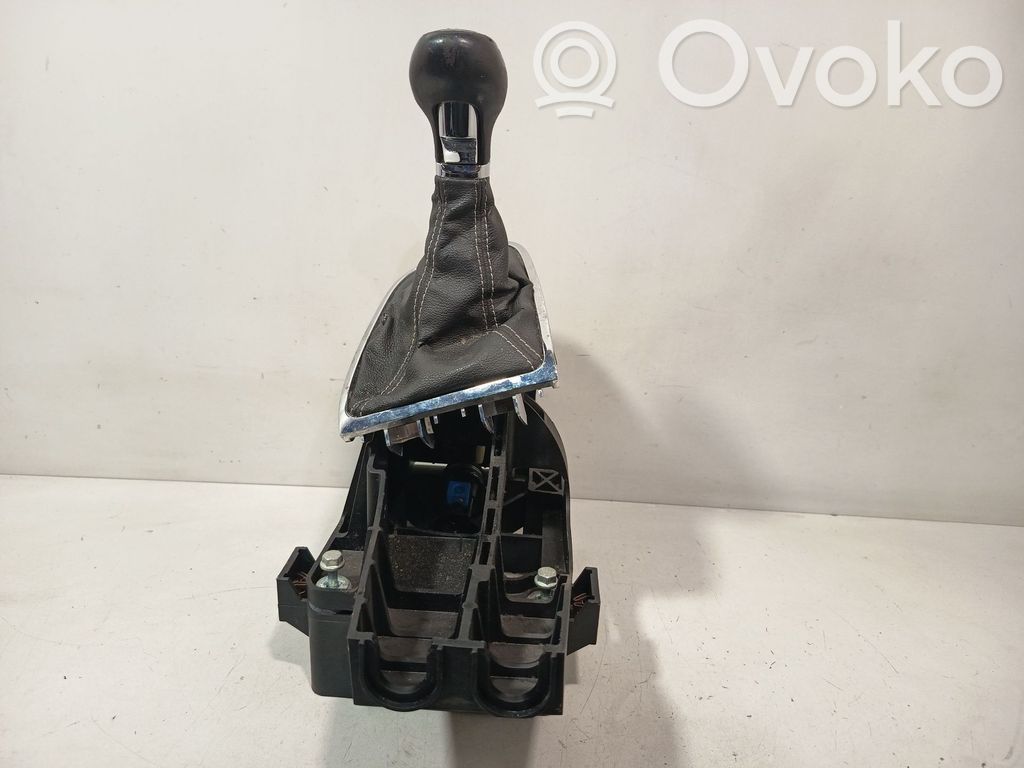 Opel Astra H Palanca de cambios 