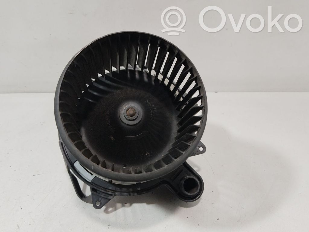 Lämmittimen puhallin   5R5833500