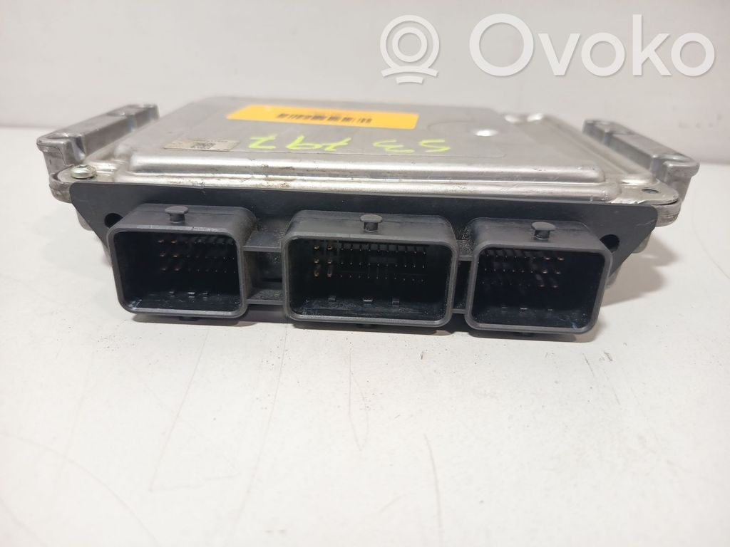 Unidad de control/módulo del motor   0281012530