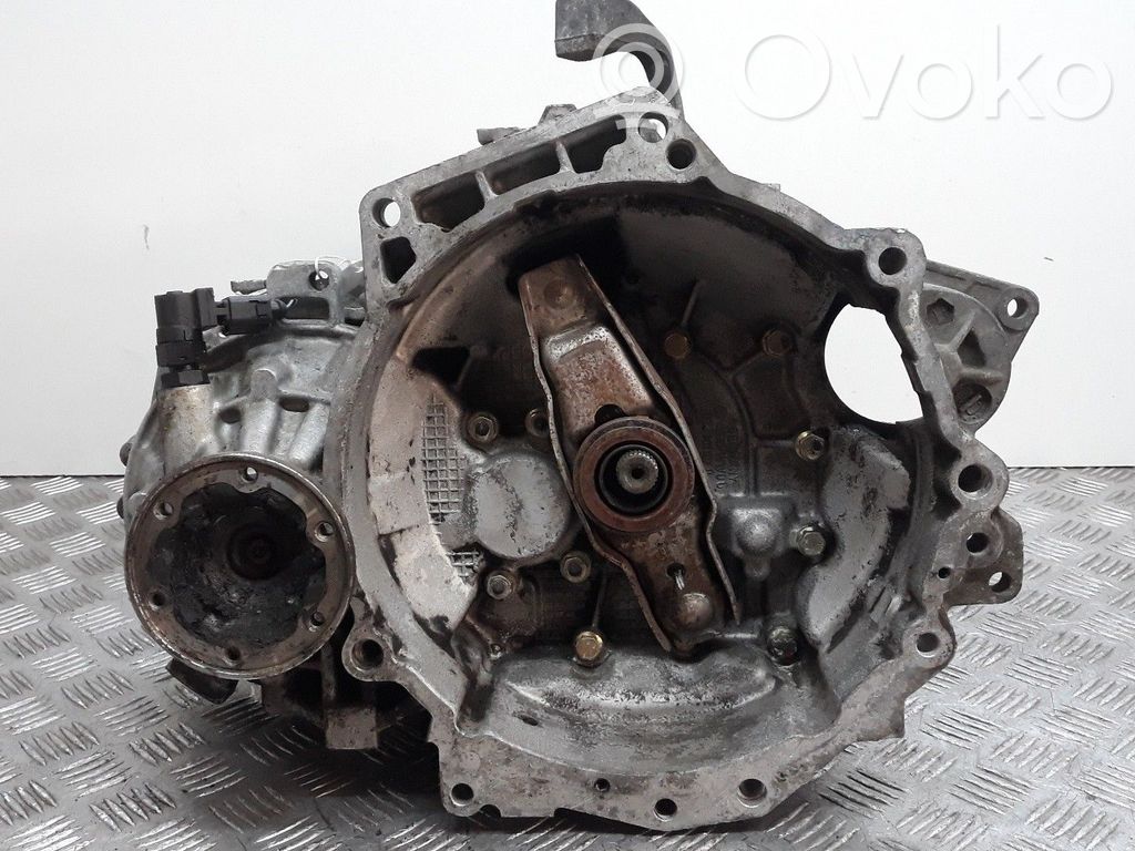 Volkswagen Golf SportWagen Manuaalinen 5-portainen vaihdelaatikko 