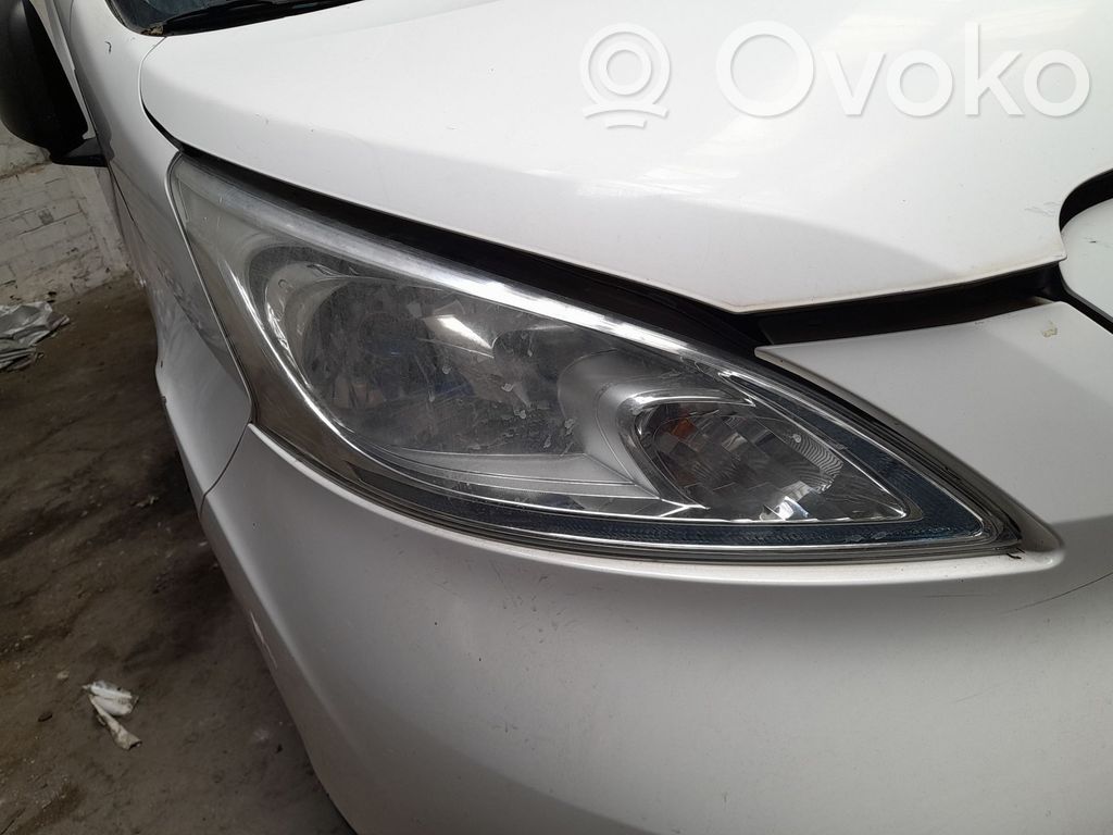 Nissan NV200 Lampa przednia 