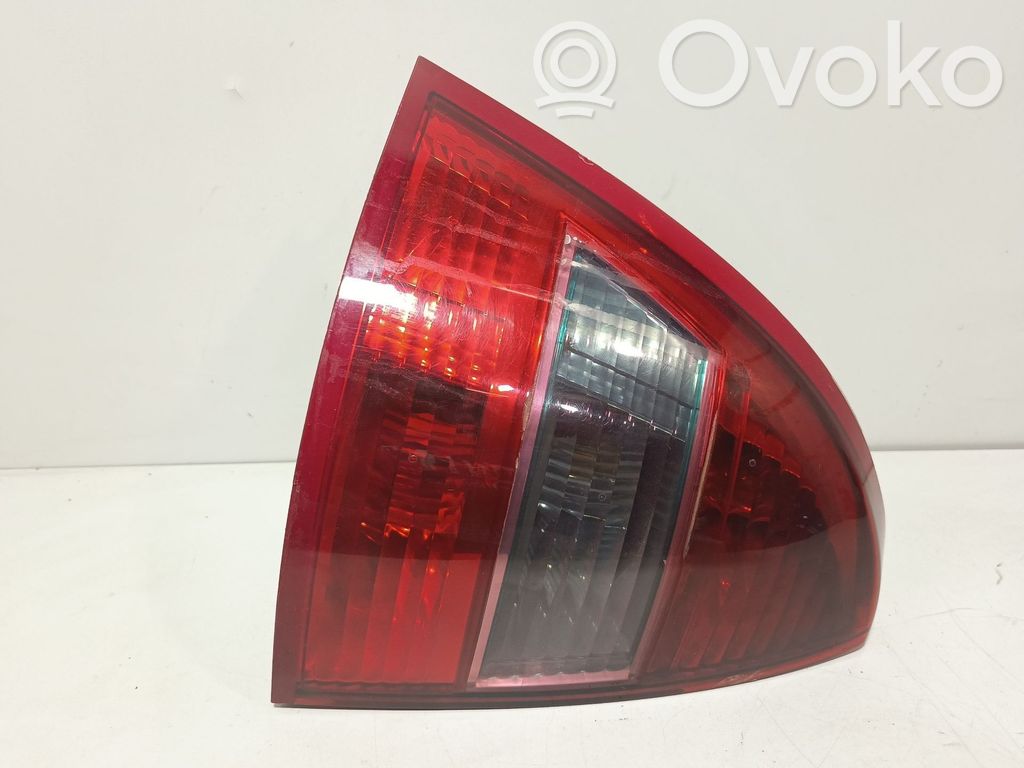 Luz trasera/de freno   89034070,6351V3