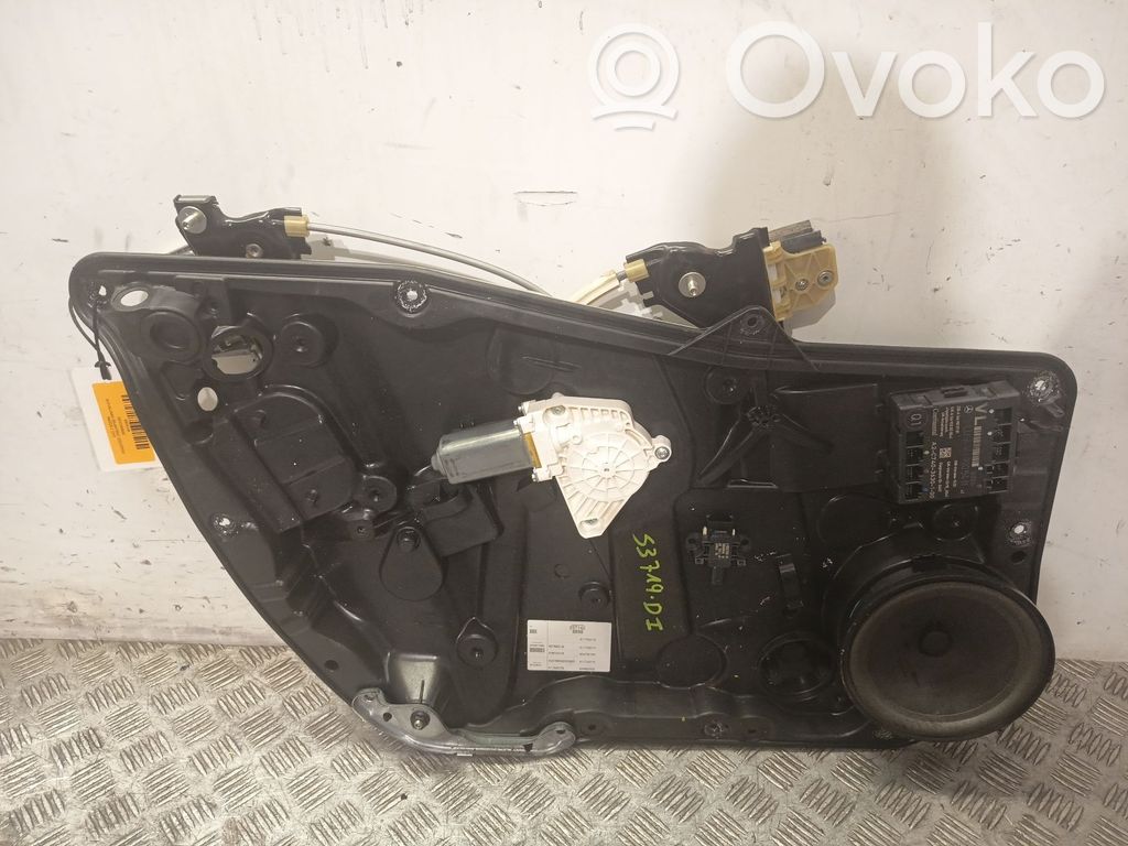 Regulador manual de la ventanilla delantera   DD1059560C