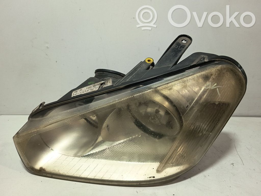 Ford C-MAX I Phare frontale 