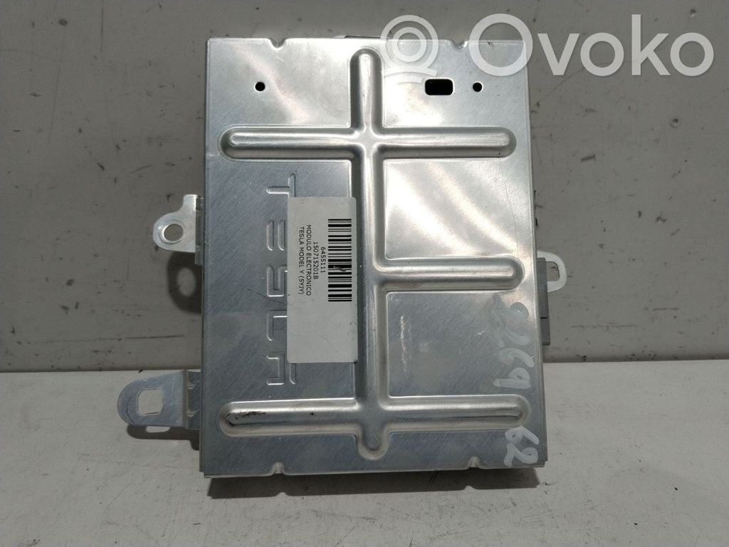 Tesla Model S Inne komputery / moduły / sterowniki