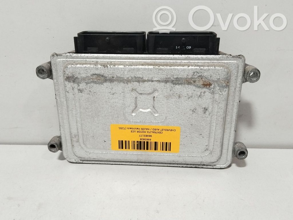 Chevrolet Aveo Calculateur moteur ECU 