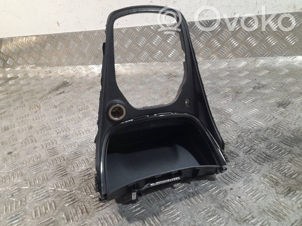 Ford Puma Battery charger (optional) 